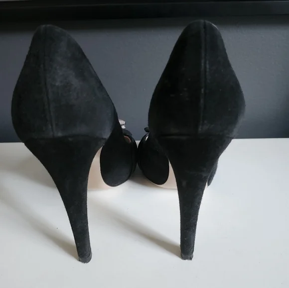 Salvatore Ferragamo Heels - Picture 10 of 13